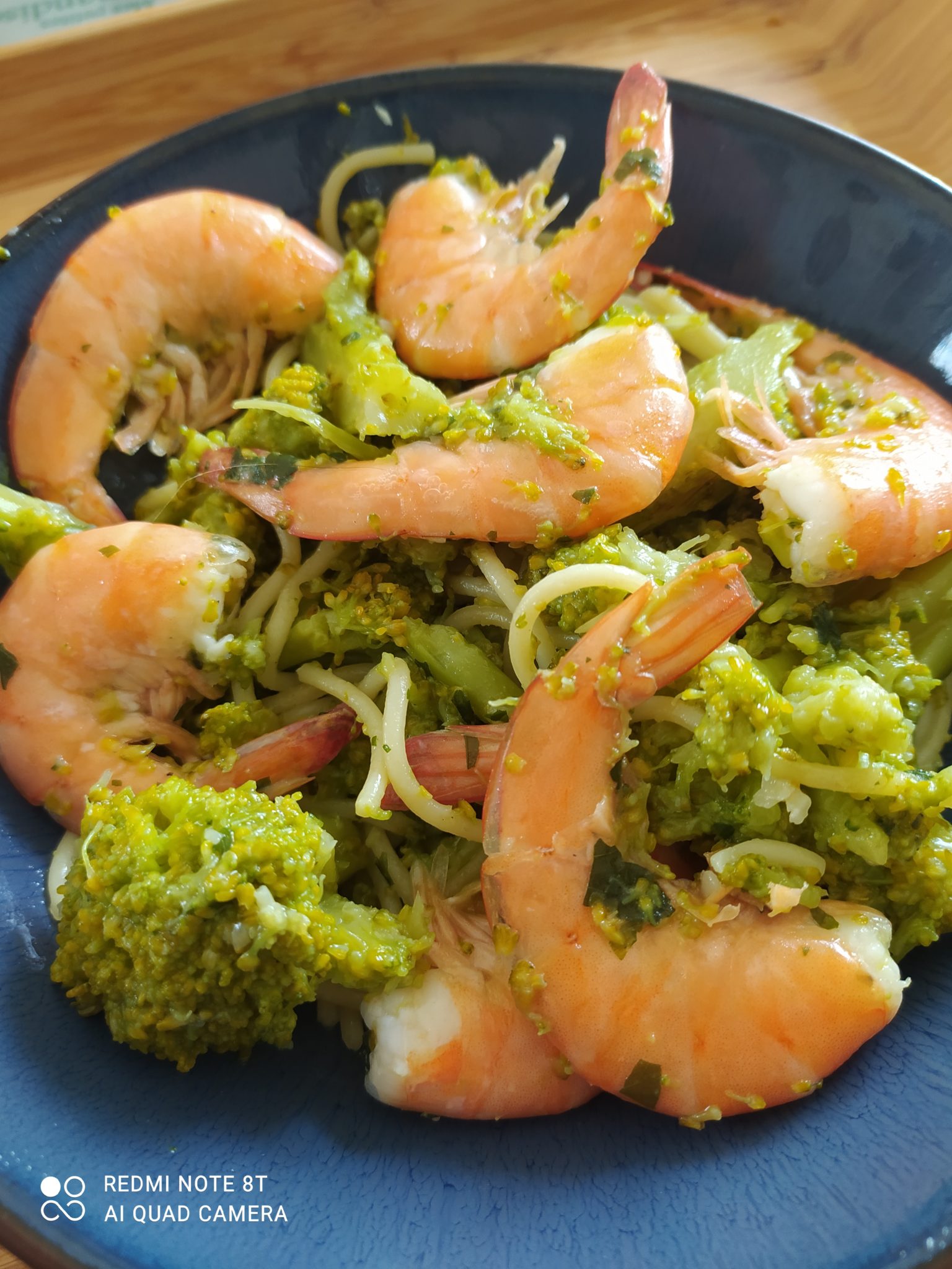 CREVETTES SAUTEES A L AIL ET BROCOLI Stéphanie TURPEAU